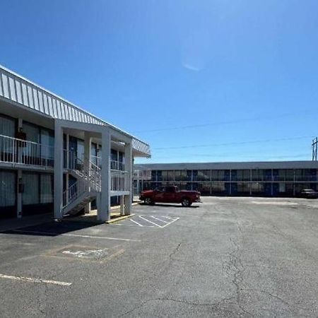 Rodeway Inn West Memphis Exteriér fotografie