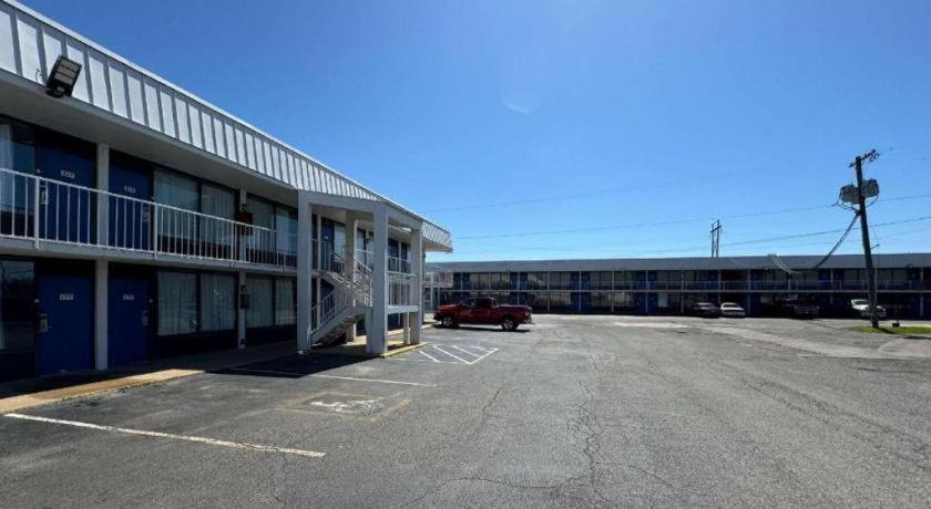 Rodeway Inn West Memphis Exteriér fotografie